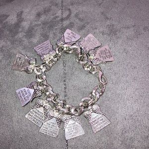 10 comments bracelets